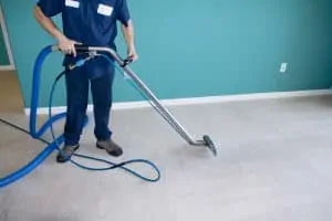 Cleaning carpet